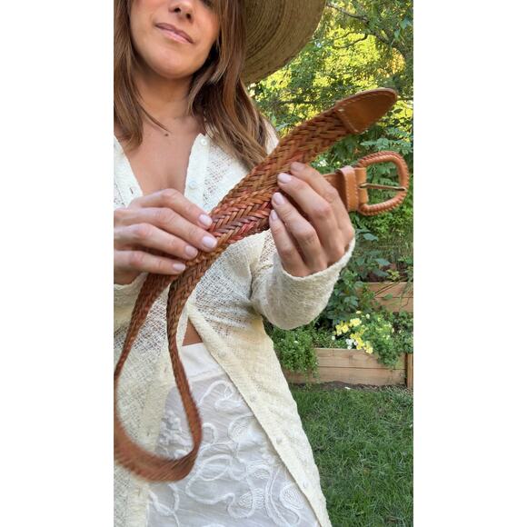 Vintage Braided Tan Leather Belt - Picture 4 of 5
